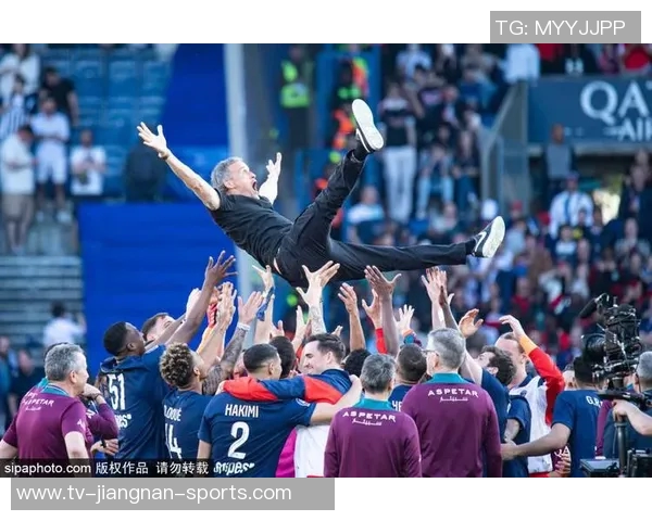 恩里克展望未来希望球队持续竞争力并勇夺更多奖杯设定雄心壮志目标 恩里克展望未来希望球队持续竞争力并勇夺更多奖杯设定雄心壮志目标