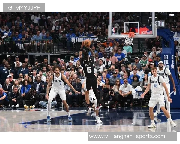 锡安半场表现抢眼展现全能身手助球队争胜 锡安半场表现抢眼展现全能身手助球队争胜