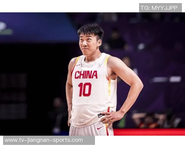 新赛季NCAA备战热潮王俊杰在旧金山大学球馆全力训练展现拼搏精神