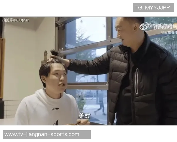 刘维伟小考杨瀚森左手右手拿刀的选择与米奇筷子的灵活运用