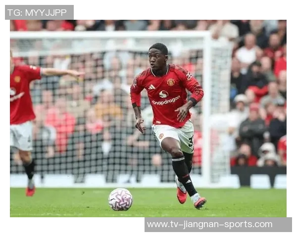 那不勒斯与梅努经纪人洽谈租借事宜梅努尚未做出最终决定