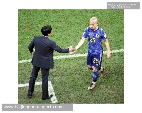 哈格里夫斯盛赞埃基蒂克具备成为世界顶级前锋的全部潜质与能力